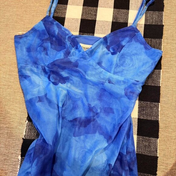 Princess Polly Dresses & Skirts - Princess Polly Blue Floral Mesh Maxi Dress Size 8 Like New